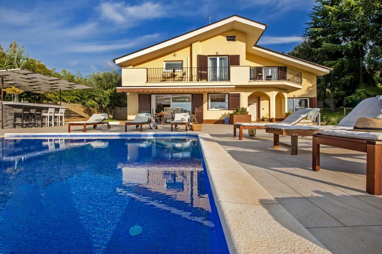Villa Montericco ロヴィニ エクステリア 写真