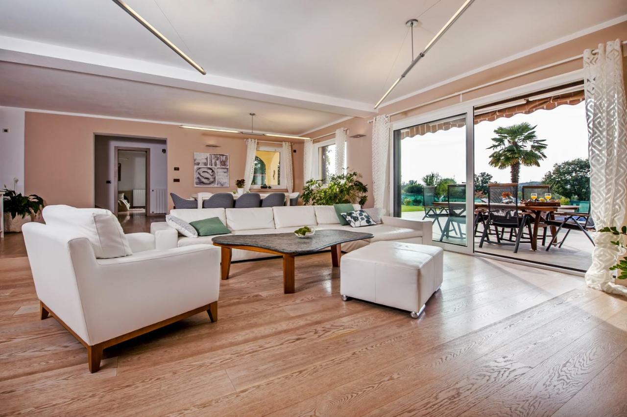 Villa Montericco ロヴィニ エクステリア 写真
