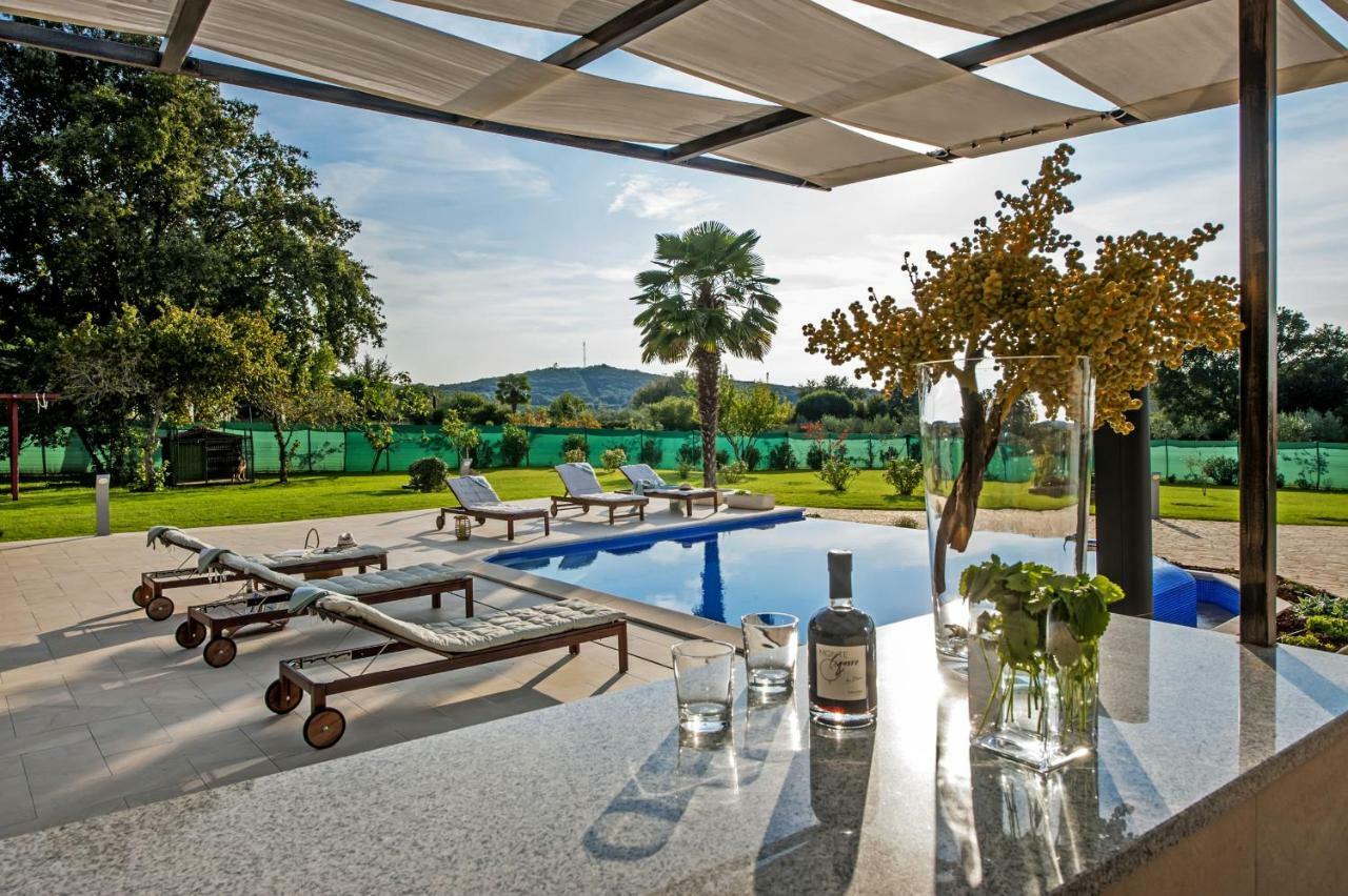 Villa Montericco ロヴィニ エクステリア 写真