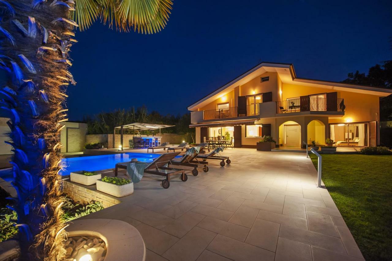 Villa Montericco ロヴィニ エクステリア 写真
