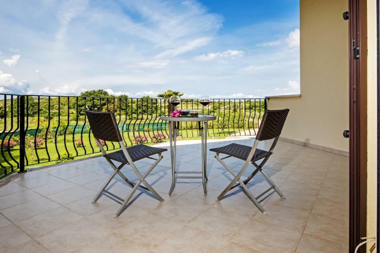 Villa Montericco ロヴィニ エクステリア 写真
